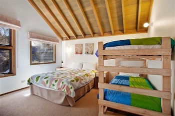 Double Bridges - Accommodation Redcliffe 6