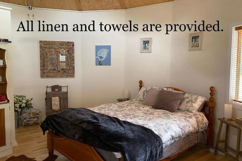 Ionaforest Yurt & Shepherds Hut - Accommodation Redcliffe 7