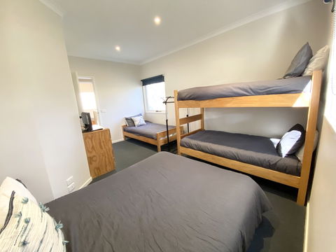 Crystal Brook - Accommodation Redcliffe 6