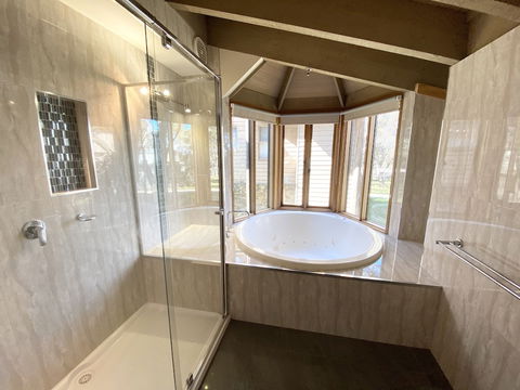 Crystal Brook - Accommodation Redcliffe 2