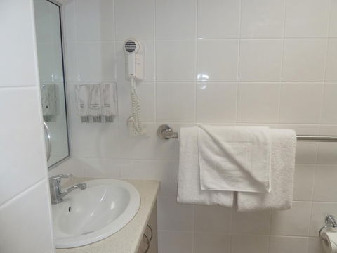 Pioneer Lodge Motel - Accommodation Redcliffe 6