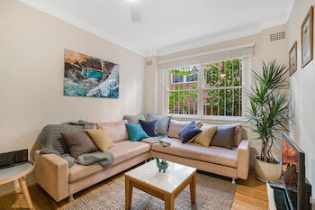 A PERFECT STAY - Bondi Beach Peach - Accommodation Redcliffe 3