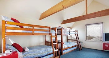 High Plains Drifter - Accommodation Redcliffe 3