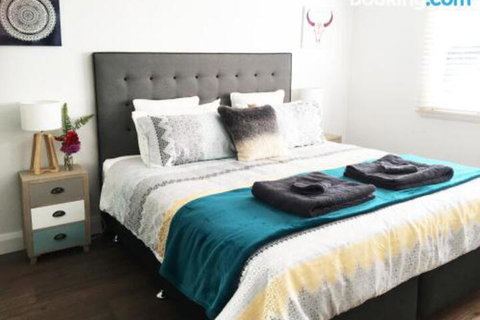 Audreys Nowra - Accommodation Redcliffe 5