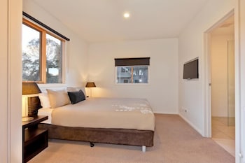 Mitchell - Accommodation Redcliffe 2