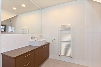 Mitchell - Accommodation Redcliffe 6