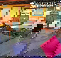 Banjos - Accommodation Redcliffe