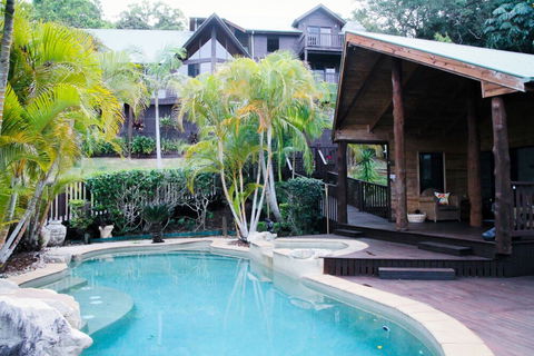 CasaGrande Resort & Day Spa - Accommodation Redcliffe 3