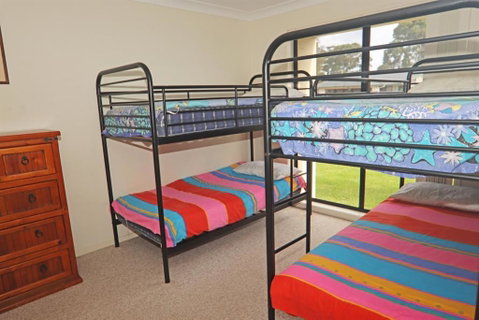 The Moorings Waterfront - Accommodation Redcliffe 6
