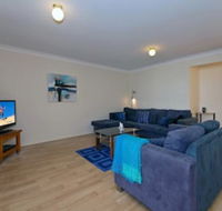 Sandcastles 2 / 23 Robinson Street - Accommodation Redcliffe