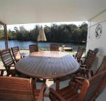Lagoon Riverside Retreat - Accommodation Redcliffe