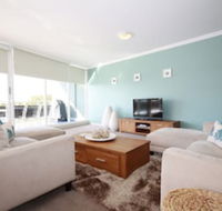 Oasis Unit 11/5 Laman Street - Accommodation Redcliffe