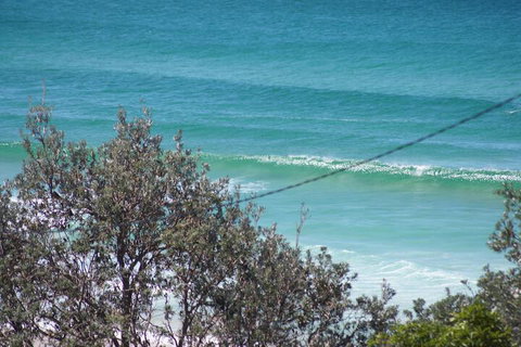 Rennies Beach House - Accommodation Redcliffe 2