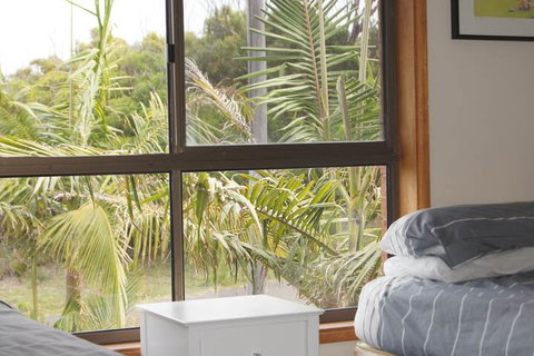 Rennies Beach House - Accommodation Redcliffe 1