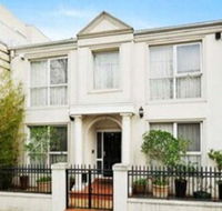 15 Charles Abbotsford Mansion - Hostel - Accommodation Redcliffe