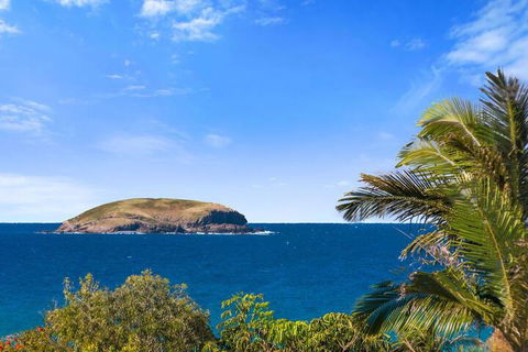 Ultimate Beach House - Accommodation Redcliffe 3