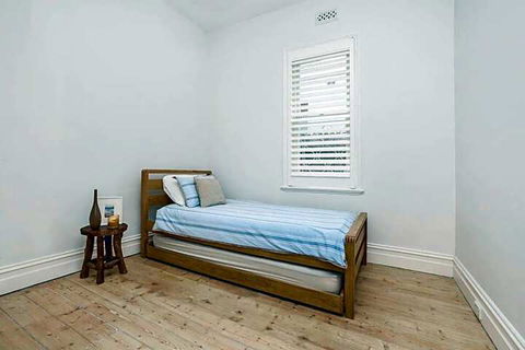 Stylish Manly Beach House Moments From Beach - Accommodation Redcliffe 6
