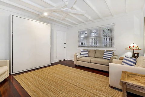 Manly Garden Apartment - Accommodation Redcliffe 5