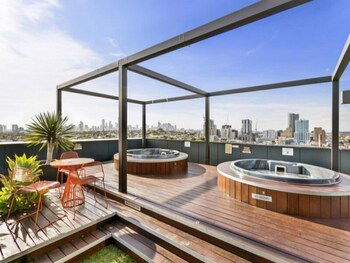ERICA, 2BDR South Yarra Apartment - Accommodation Redcliffe 1