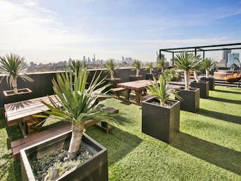 ERICA, 2BDR South Yarra Apartment - Accommodation Redcliffe 2