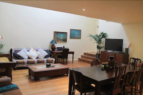 MONIKA, 1BDR Collingwood Apartment - Accommodation Redcliffe 1