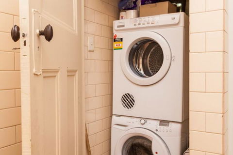 MADELINE, 1BDR Fitzroy Apartment - Accommodation Redcliffe 2