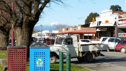 Jarrah Lodge - Accommodation Redcliffe 6