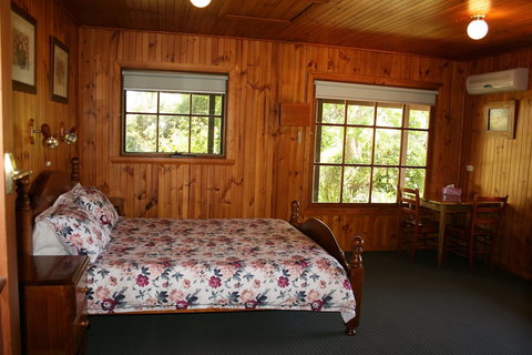 TasShacks - Accommodation Redcliffe 2