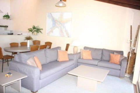 Coastal Retreat Unit 3 - Accommodation Redcliffe 7