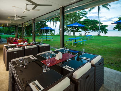 King Reef Resort - Accommodation Redcliffe 4