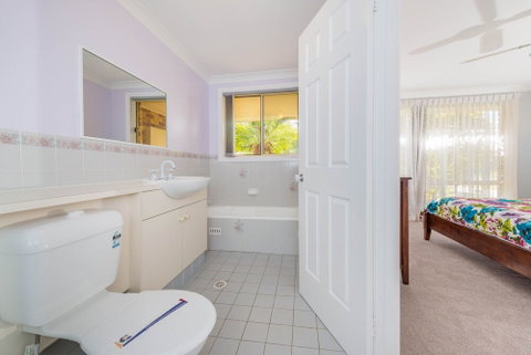 Pebble Pde 1 / 14 Fingal Bay - Accommodation Redcliffe 2