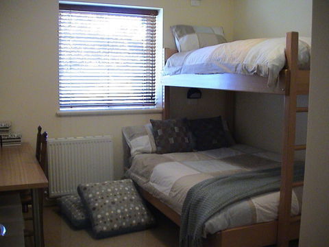 Mark II 2 West - Accommodation Redcliffe 1