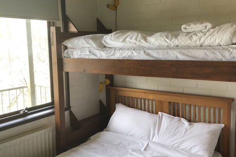 Snowflake 13 - Accommodation Redcliffe 4