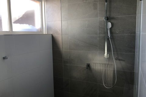 Twin Towers 502A - Accommodation Redcliffe 1