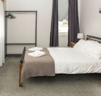 Albany Hotel - Accommodation Redcliffe