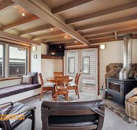 Kirwin - Accommodation Redcliffe