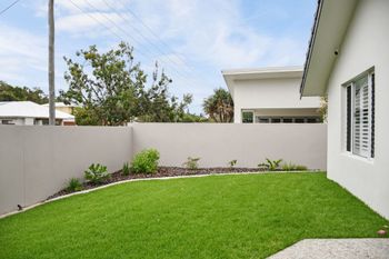 Oceanic Resort - Accommodation Redcliffe 4