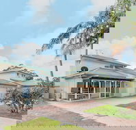 Occy's at Fingal Bay - Accommodation Redcliffe