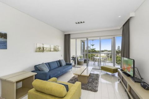 KINGSCLIFF COAST CULTURE 1208 - Accommodation Redcliffe 0