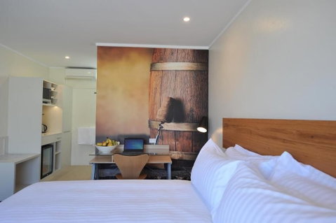 The Griff Motel - Accommodation Redcliffe 5