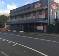 Aussie Hotel - Accommodation Redcliffe
