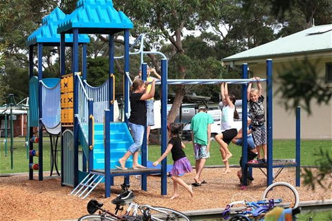 Holiday Haven Swan Lake - Accommodation Redcliffe 4