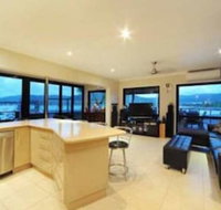 Oasis on Oceanview - Accommodation Redcliffe