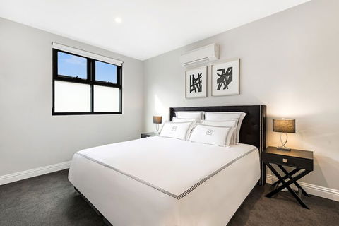 Manhattan Apartments - Caulfield North - Accommodation Redcliffe 1