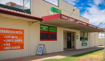 Shamrock Hotel Motel Balranald - Accommodation Redcliffe 2