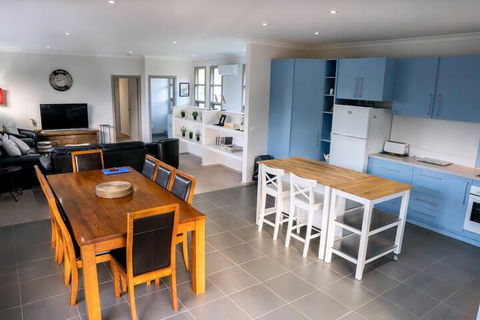 Dreaming Of The Buckland - Accommodation Redcliffe 3