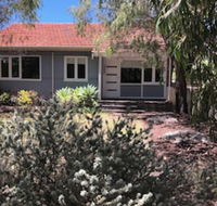 Barefoot Beach Cottage - Accommodation Redcliffe