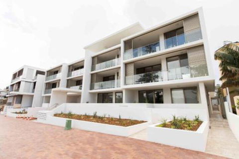Bluewater Apartments - Accommodation Redcliffe 0