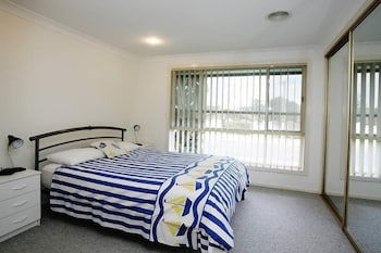 Beach Comber - Accommodation Redcliffe 3