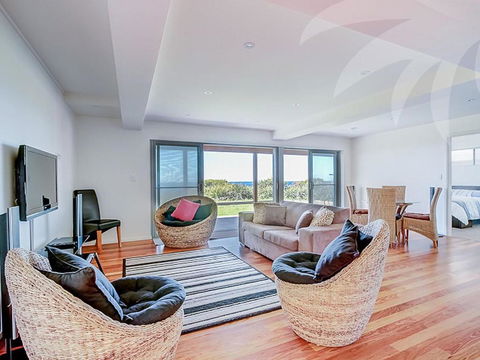 Blueys Bliss 2 - Accommodation Redcliffe 5